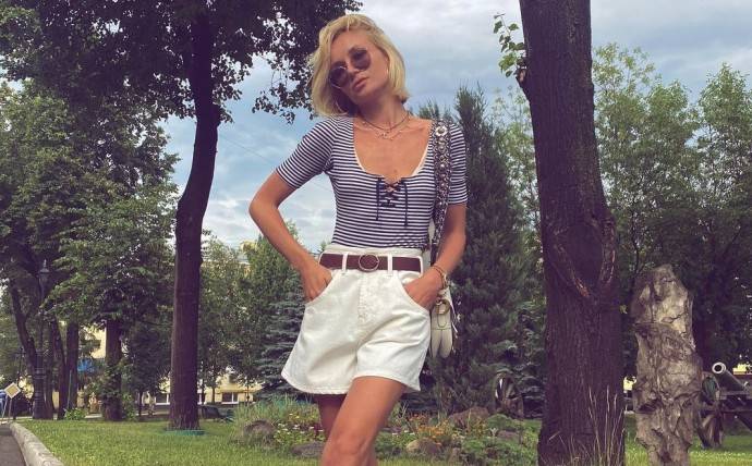 Полина Гагарина использовала сына в качестве средства для передвижения Полина Гагарина использовала сына в качестве средства для передвижения