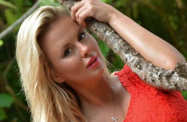 Анна Семенович огорчила поклонников видом без макияжа Анна Семенович огорчила поклонников видом без макияжа