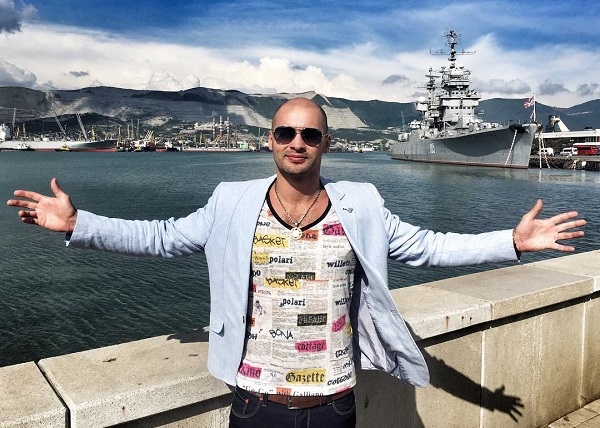 Андрей Черкасов поделился информацией о том, какого размера его «мужское достоинство» Андрей Черкасов поделился информацией о том, какого размера его «мужское достоинство»