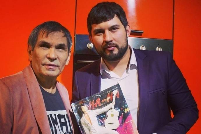 "Отличная инвестиция в наследство": Сын Бари Алибасова купил ему особняк за 58 миллионов рублей "Отличная инвестиция в наследство": Сын Бари Алибасова купил ему особняк за 58 миллионов рублей