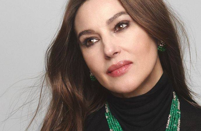 Моника Беллуччи снялась сразу для Harper’s BAZAAR и Vogue
