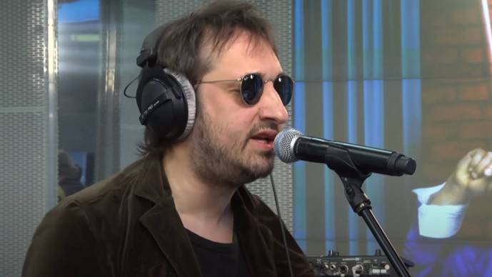 Лидер группы "Старый приятель" Александр Зарецкий скончался не выходя из комы Лидер группы "Старый приятель" Александр Зарецкий скончался не выходя из комы