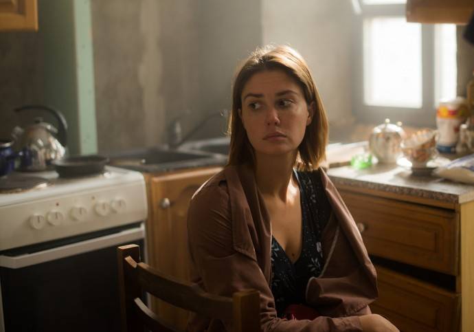 Продюсер сериала "В клетке" объяснил, почему зрители больше не увидят в нем Агату Муцениеце Продюсер сериала "В клетке" объяснил, почему зрители больше не увидят в нем Агату Муцениеце