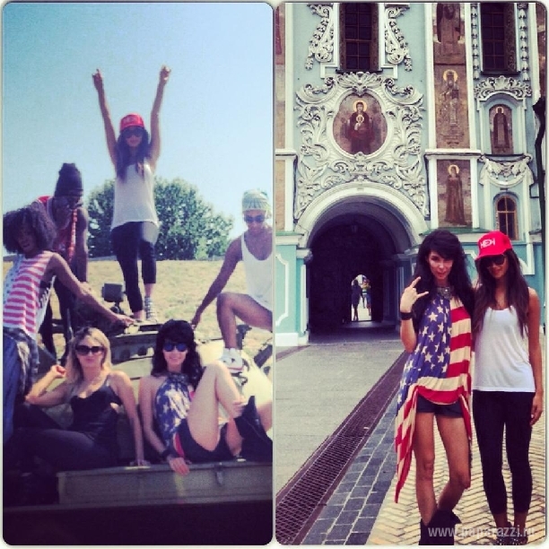 ANA BASTON показала Nicole Scherzinger Киев. ANA BASTON показала Nicole Scherzinger Киев.
