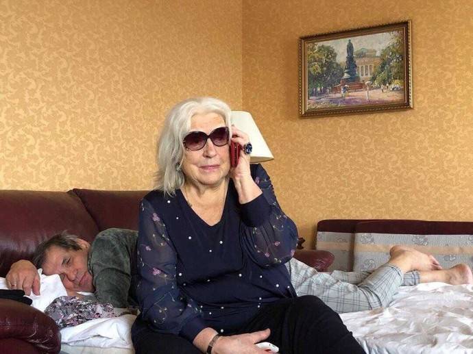 Едва оформив развод, Бари Алибасов и Лидия Федосеева-Шукшина вновь собираются играть свадьбу Едва оформив развод, Бари Алибасов и Лидия Федосеева-Шукшина вновь собираются играть свадьбу