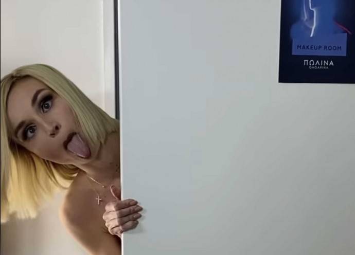 «У меня высшее театральное образование»: Полина Гагарина возмутилась очередному успеху Ольги Бузовой «У меня высшее театральное образование»: Полина Гагарина возмутилась очередному успеху Ольги Бузовой