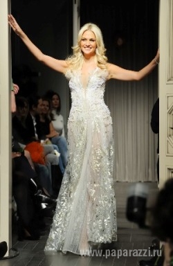 Виктория Лопырева выйдет замуж в платье от Юлии Далакян?!