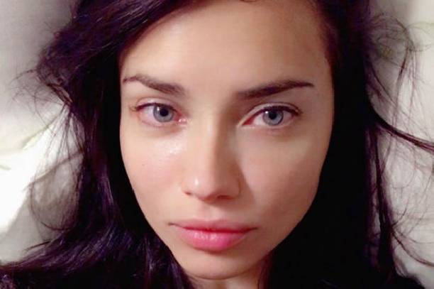 Адриана Лима решила для себя больше не обнажаться перед камерой Адриана Лима решила для себя больше не обнажаться перед камерой
