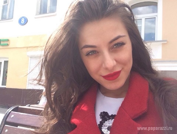 Элина Чага выложила новую пикантную фотосессию Элина Чага выложила новую пикантную фотосессию