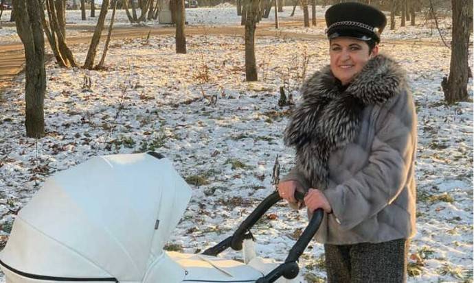 54-летняя Елена Голунова ответила на вопрос о суррогатной матери 54-летняя Елена Голунова ответила на вопрос о суррогатной матери