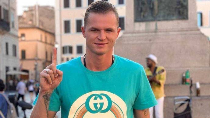 Дмитрий Тарасов признался, что боится встречи с Ольгой Бузовой Дмитрий Тарасов признался, что боится встречи с Ольгой Бузовой