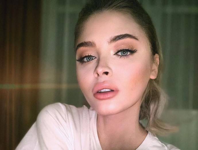 Алена Шишкова рассказала с кем живет ее дочь Алена Шишкова рассказала с кем живет ее дочь