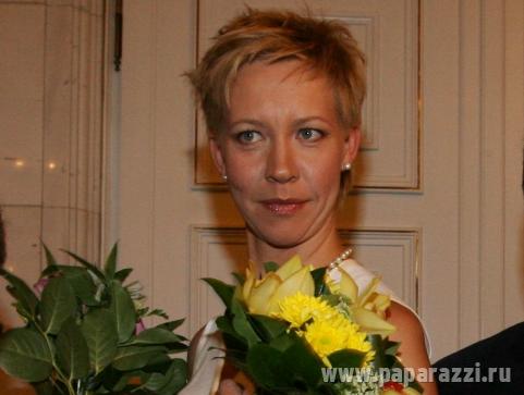 Татьяну Лазареву довели до слез в аэропорту Татьяну Лазареву довели до слез в аэропорту