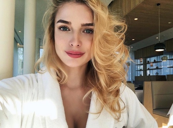Татьяна Котова показала фото без трусов Татьяна Котова показала фото без трусов