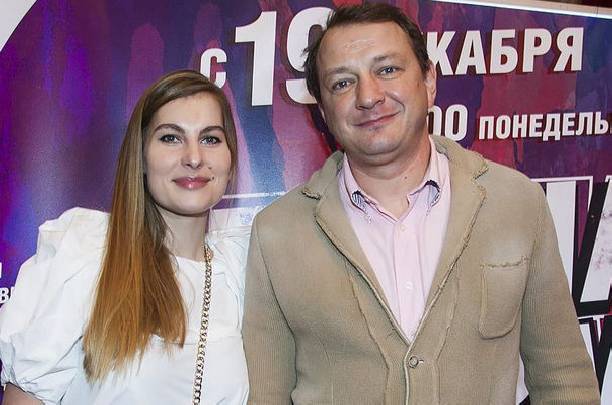 Жена Марата Башарова возмущена обвинениями супруга в побоях Жена Марата Башарова возмущена обвинениями супруга в побоях