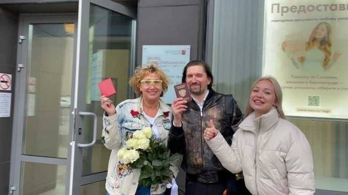 Бывшая жена Прохора Шаляпина Лариса Капенкина ответила, почему не пришла на свою свадьбу с молодым депутатом Бывшая жена Прохора Шаляпина Лариса Капенкина ответила, почему не пришла на свою свадьбу с молодым депутатом