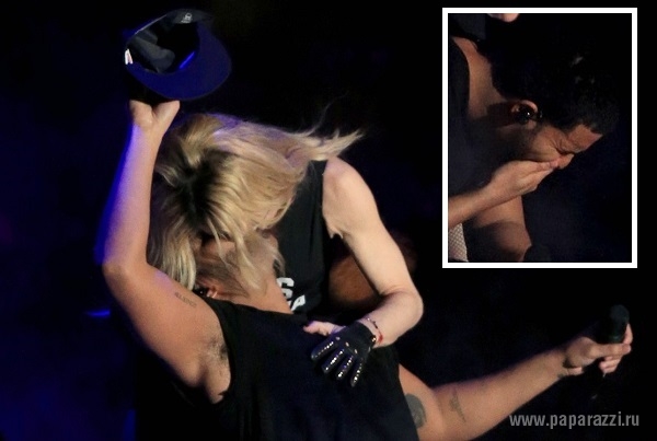 Реппера Дрэйка чуть не стошнило во время поцелуя Мадонны