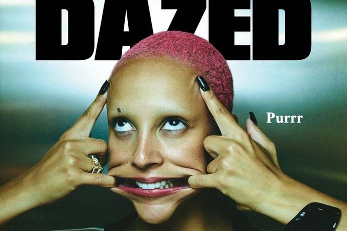 Голая и с чёрными зубами: Doja Cat продолжает эпатировать фанатов в фотосессии для журнала Dazed