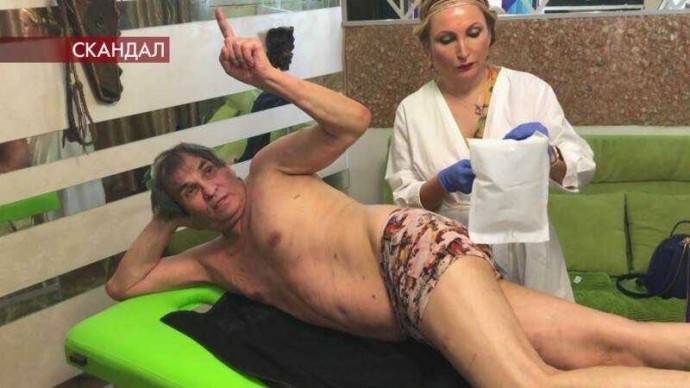 Бари Алибасов и его сын занялись скандальным бизнесом Бари Алибасов и его сын занялись скандальным бизнесом