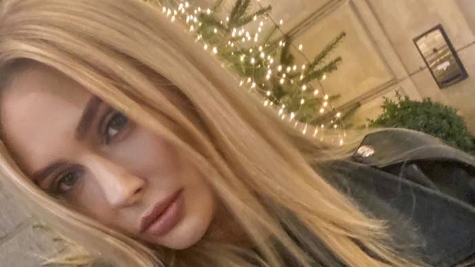 Наталья Рудова в крошечном наряде позвала фанатов на премьеру Наталья Рудова в крошечном наряде позвала фанатов на премьеру