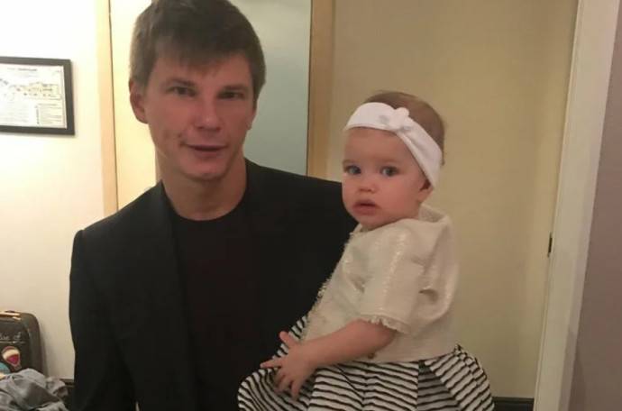 Андрей Аршавин не общается со своей дочерью
