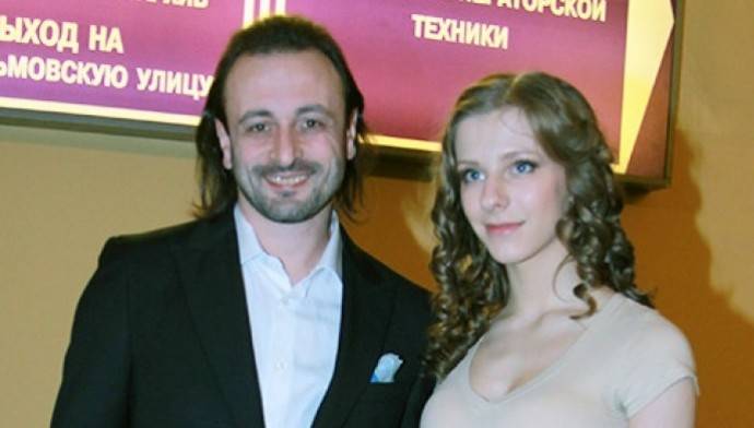 Отец Ильи Авербуха благословил его на брак с Лизой Арзамасовой