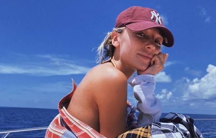 Настя Ивлеева вспомнила о своей большой груди: ТОП 10 горячих фото Настюшки опасность Настя Ивлеева вспомнила о своей большой груди: ТОП 10 горячих фото Настюшки опасность