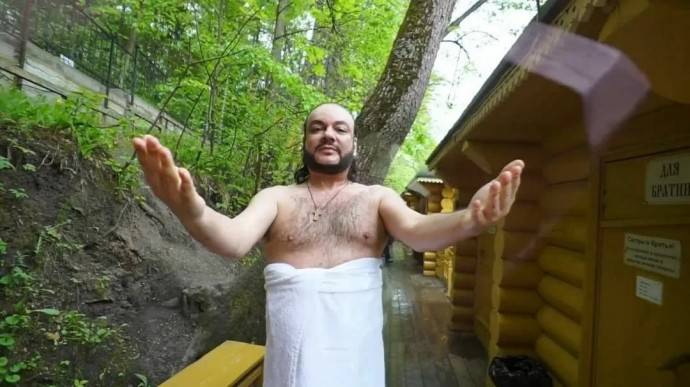 "Кто в теме, тот поймет": Филипп Киркоров собрался на нудистский пляж, чтобы устроить личную жизнь