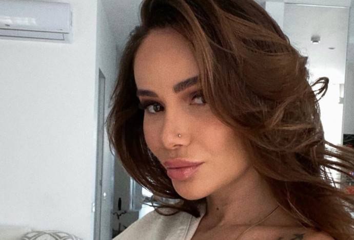 Айза Долматова не доверяет сына бывшему мужу Айза Долматова не доверяет сына бывшему мужу