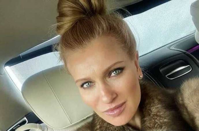 47-летняя Олеся Судзиловская показала щетину своей бритой промежности 47-летняя Олеся Судзиловская показала щетину своей бритой промежности