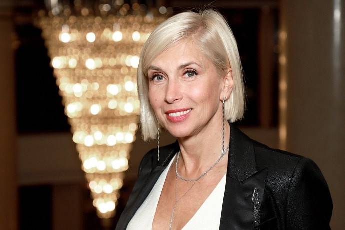 60-летняя Алена Свиридова поразила поклонников честной фотографией в бикини 60-летняя Алена Свиридова поразила поклонников честной фотографией в бикини