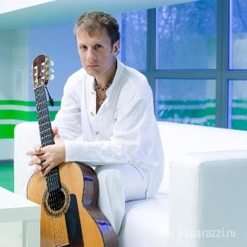Группа «ДиДюЛя» гастролирует в новых эксклюзивных костюмах Группа «ДиДюЛя» гастролирует в новых эксклюзивных костюмах