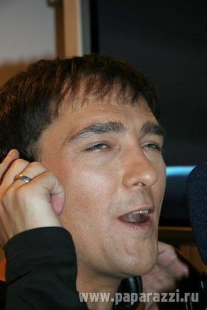 "Легенды Ретро-FM" всё ещё на плаву. "Легенды Ретро-FM" всё ещё на плаву.