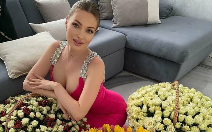 Участница Дом-2 Евгения Феофилактова снова вышла замуж Участница Дом-2 Евгения Феофилактова снова вышла замуж