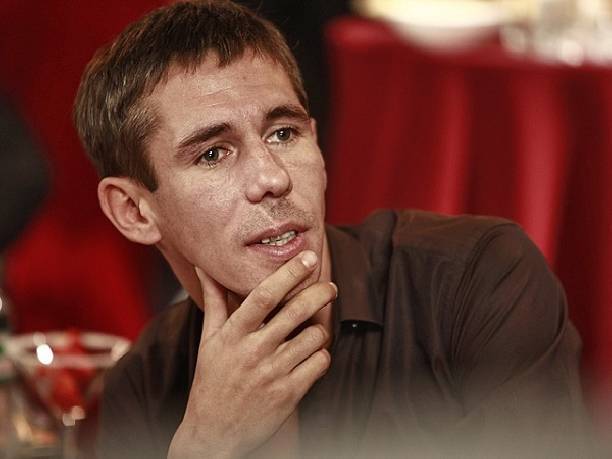 Алексей Панин назвал Ольгу Бузову "никакой" певицей с огромным количеством завистников Алексей Панин назвал Ольгу Бузову "никакой" певицей с огромным количеством завистников