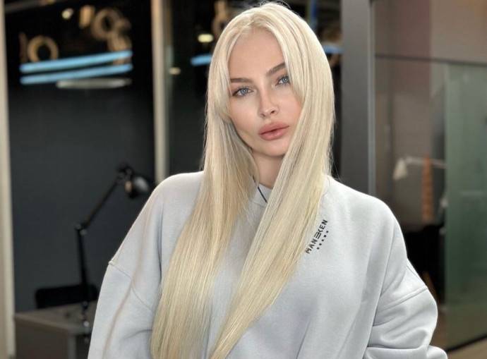 "Безумно волнуюсь": Алена Шишкова решилась на очередную пластику "Безумно волнуюсь": Алена Шишкова решилась на очередную пластику
