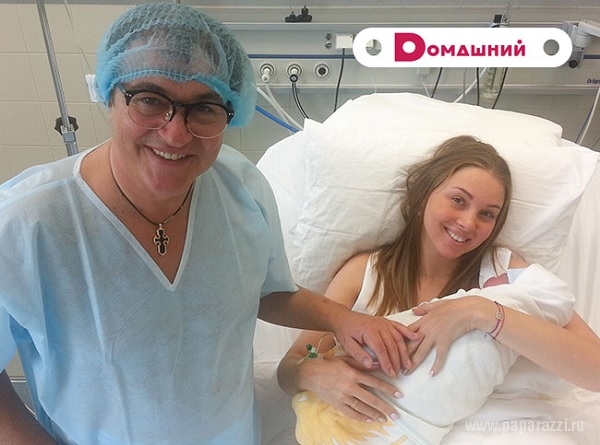 Вчера Полина Диброва родила своему мужу Дмитрию пятого ребенка