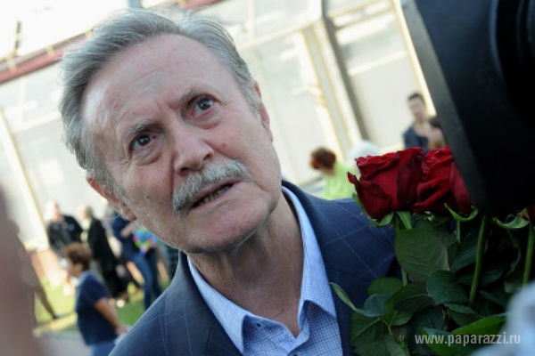 Юрий Соломин доставлен в больницу Юрий Соломин доставлен в больницу
