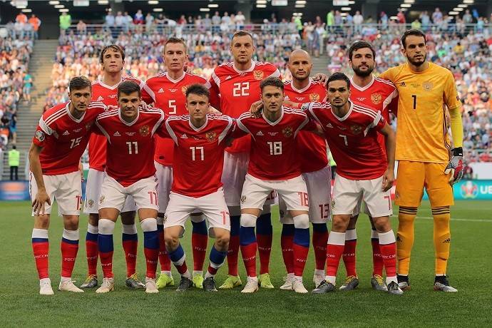 Перед матчем с Бельгией игроки сборной России по футболу устроили забастовку