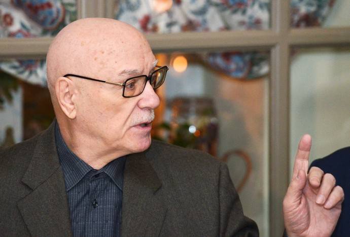 «Понятия не имею, где он»: писатель Аркадий Инин заявил об исчезновении Леонида Куравлева