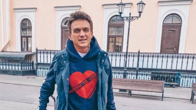 "За этих двоих могу легко убить": Влад Топалов поделился трогательным семейным снимком "За этих двоих могу легко убить": Влад Топалов поделился трогательным семейным снимком