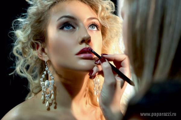 В сети выставлена свадебная фотография Евы Бушминой В сети выставлена свадебная фотография Евы Бушминой