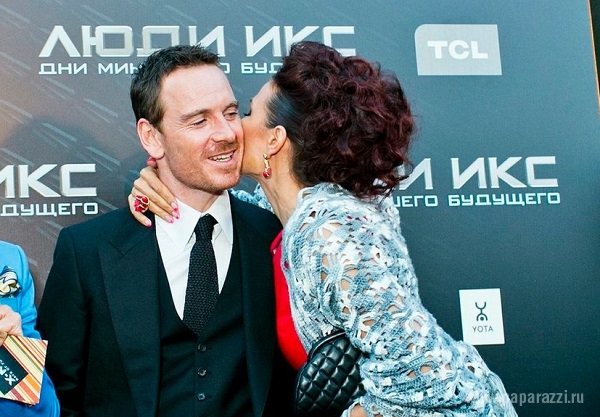 Эвелина Бледанс призналась в любви Майклу Фассбендеру Эвелина Бледанс призналась в любви Майклу Фассбендеру