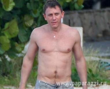 Бонд и его Сатсуки Бонд и его Сатсуки