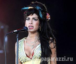Эми Уайнхаус ограбили негодяи Эми Уайнхаус ограбили негодяи