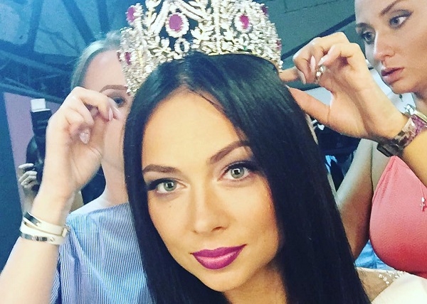 Настасья Самбурская победила в номинации Мисс «Чего-то там» 2016 