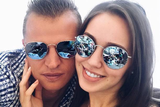 Анастасия Костенко показала шикарный подарок от Дмитрия Тарасова Анастасия Костенко показала шикарный подарок от Дмитрия Тарасова
