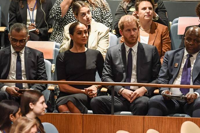Меган Маркл и принц Гарри надели черный траурный наряд на церемонию в ООН