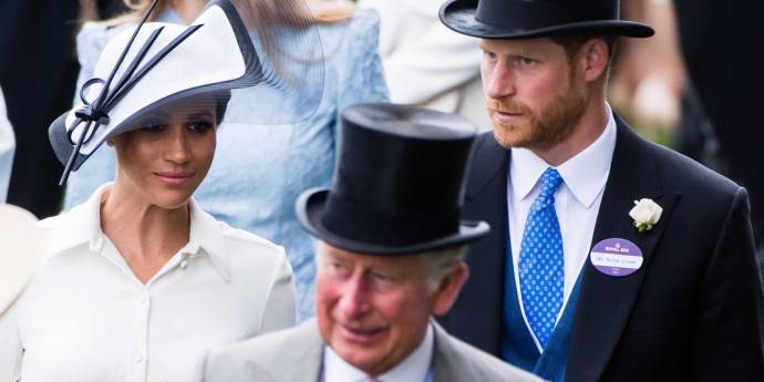 Принц Чарльз намерен лишить титула сына принца Гарри и Меган Маркл