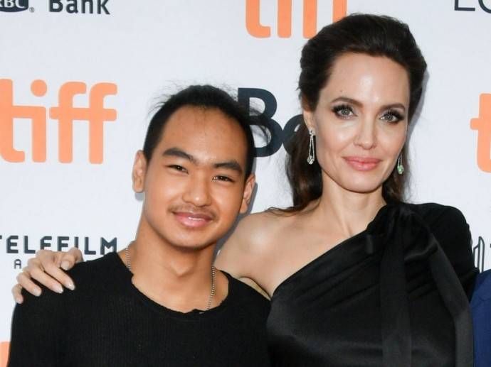 Анджелина Джоли рассказала о планах старшего сына после окончания пандемии
